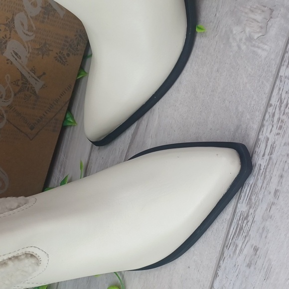 Free People Pitchfork Point Shearling Boot In Arctic Fox~NIB - Picture 4 of 12